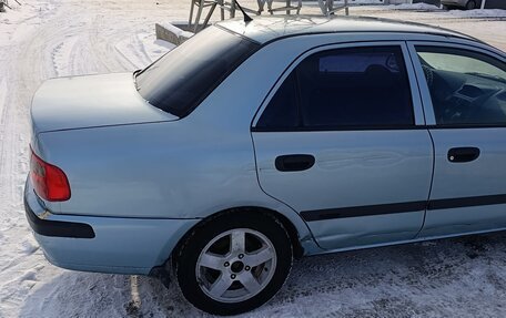 Mitsubishi Carisma I, 2002 год, 200 000 рублей, 1 фотография