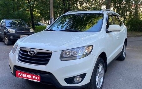 Hyundai Santa Fe III рестайлинг, 2010 год, 989 000 рублей, 1 фотография