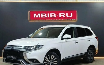 Mitsubishi Outlander III рестайлинг 3, 2020 год, 2 625 000 рублей, 1 фотография