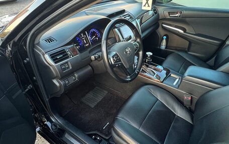 Toyota Camry, 2017 год, 2 390 000 рублей, 14 фотография