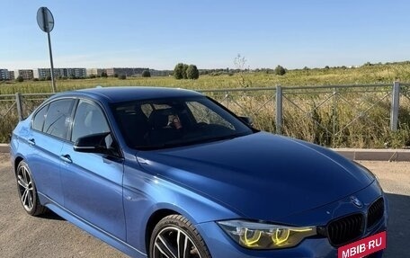 BMW 3 серия, 2018 год, 2 900 000 рублей, 4 фотография