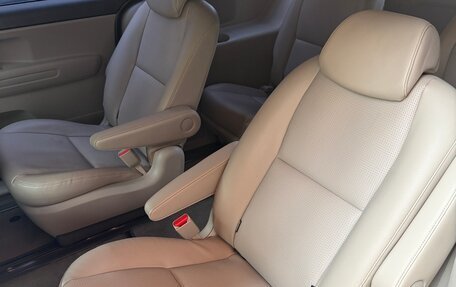 KIA Carnival III, 2019 год, 2 750 000 рублей, 11 фотография