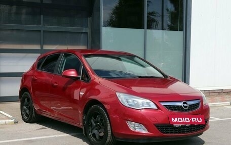 Opel Astra J, 2010 год, 603 000 рублей, 2 фотография