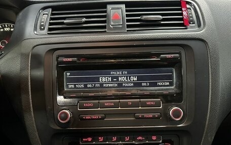 Volkswagen Jetta VI, 2012 год, 805 000 рублей, 14 фотография