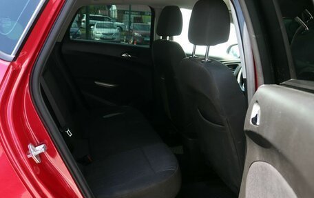 Opel Astra J, 2010 год, 603 000 рублей, 11 фотография