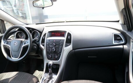 Opel Astra J, 2010 год, 603 000 рублей, 12 фотография