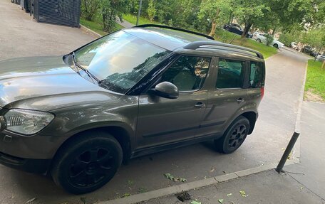 Skoda Yeti I рестайлинг, 2013 год, 1 000 000 рублей, 3 фотография