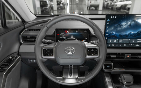 Toyota RAV4, 2026 год, 4 200 000 рублей, 11 фотография