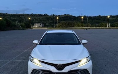 Toyota Camry, 2019 год, 3 100 000 рублей, 1 фотография