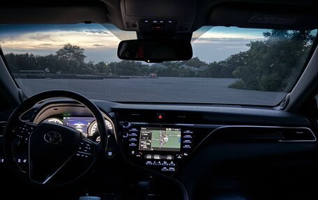 Toyota Camry, 2019 год, 3 100 000 рублей, 5 фотография