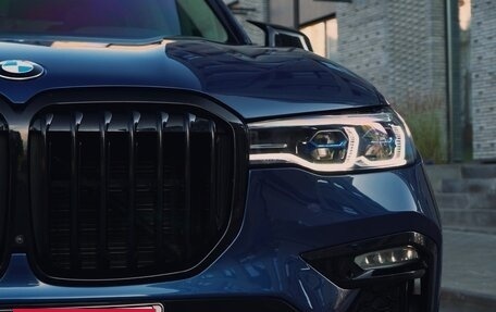 BMW X7, 2022 год, 6 799 999 рублей, 3 фотография