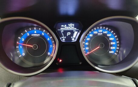 Hyundai Avante, 2013 год, 900 000 рублей, 11 фотография