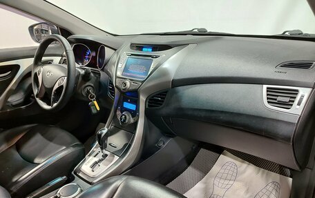 Hyundai Avante, 2013 год, 900 000 рублей, 12 фотография