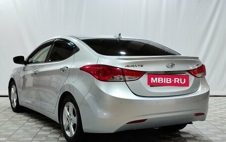 Hyundai Avante, 2013 год, 900 000 рублей, 6 фотография