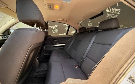 BMW 3 серия, 2011 год, 1 265 000 рублей, 12 фотография