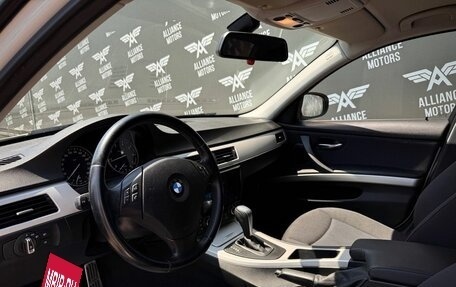 BMW 3 серия, 2011 год, 1 265 000 рублей, 10 фотография