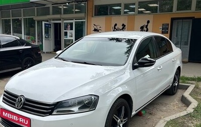 Volkswagen Passat B7, 2012 год, 1 000 000 рублей, 1 фотография