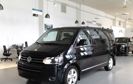 Volkswagen Multivan T5, 2010 год, 1 790 000 рублей, 1 фотография