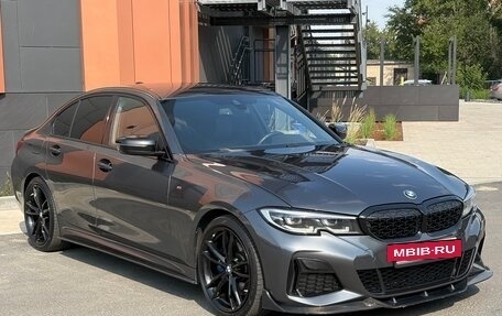 BMW 3 серия, 2019 год, 5 500 000 рублей, 3 фотография