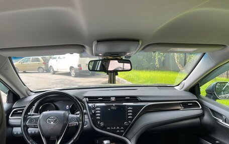 Toyota Camry, 2019 год, 3 355 000 рублей, 2 фотография