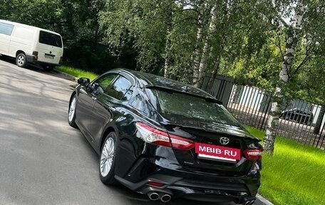 Toyota Camry, 2019 год, 3 355 000 рублей, 5 фотография