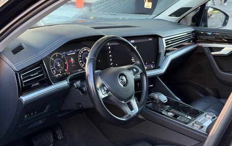 Volkswagen Touareg III, 2021 год, 6 150 000 рублей, 5 фотография