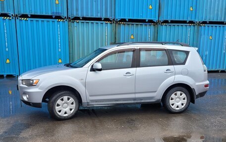 Mitsubishi Outlander III рестайлинг 3, 2011 год, 879 000 рублей, 3 фотография