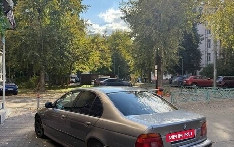 BMW 5 серия, 1999 год, 500 000 рублей, 3 фотография