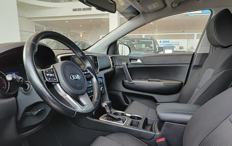 KIA Sportage IV рестайлинг, 2021 год, 2 490 000 рублей, 20 фотография