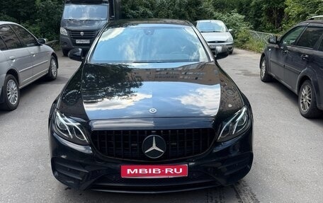 Mercedes-Benz E-Класс, 2019 год, 2 980 000 рублей, 1 фотография