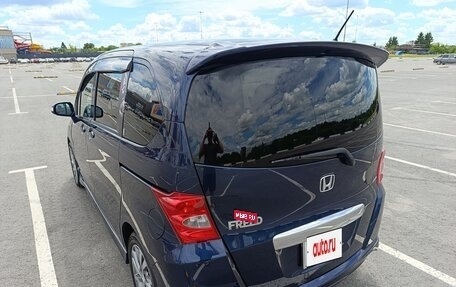 Honda Freed I, 2011 год, 990 000 рублей, 6 фотография