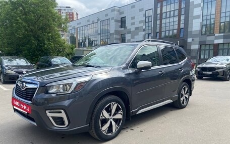 Subaru Forester, 2019 год, 3 400 000 рублей, 2 фотография