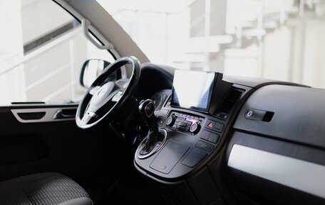 Volkswagen Multivan T5, 2010 год, 1 790 000 рублей, 11 фотография