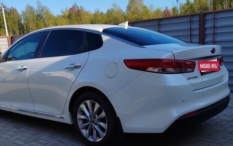 KIA Optima IV, 2017 год, 1 990 000 рублей, 13 фотография