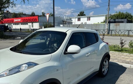 Nissan Juke II, 2011 год, 1 020 000 рублей, 2 фотография