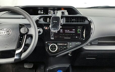 Toyota Prius c I, 2019 год, 1 250 002 рублей, 15 фотография
