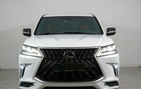 Lexus LX III, 2018 год, 9 900 000 рублей, 3 фотография