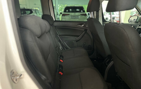 Skoda Yeti I рестайлинг, 2014 год, 1 090 000 рублей, 27 фотография