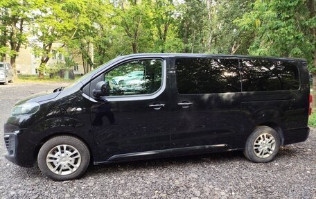 Opel Zafira Life I, 2022 год, 2 700 000 рублей, 9 фотография