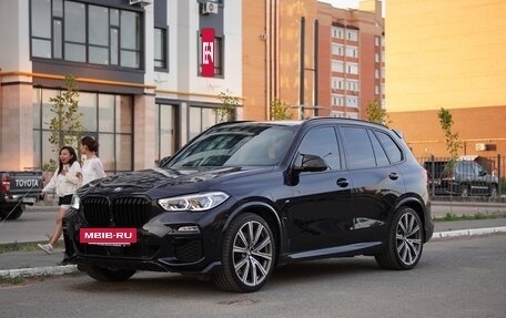 BMW X5, 2019 год, 6 900 000 рублей, 4 фотография