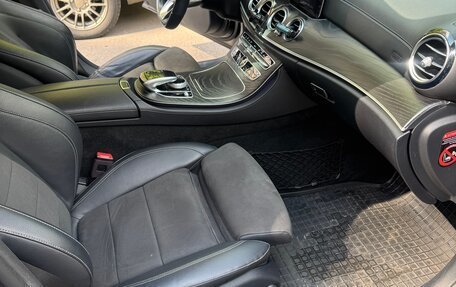 Mercedes-Benz E-Класс, 2019 год, 2 980 000 рублей, 14 фотография