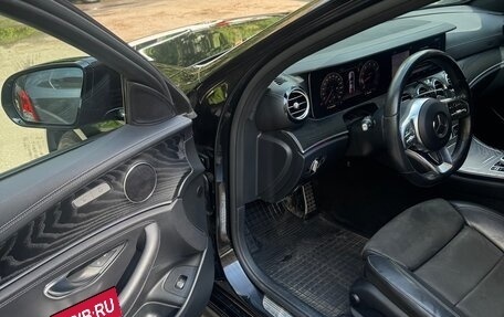 Mercedes-Benz E-Класс, 2019 год, 2 980 000 рублей, 18 фотография