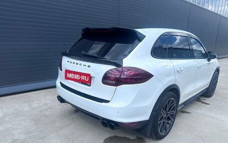 Porsche Cayenne III, 2012 год, 2 700 000 рублей, 2 фотография