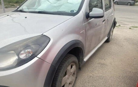 Renault Sandero I, 2014 год, 400 000 рублей, 2 фотография