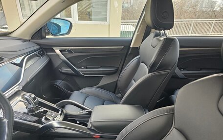 Geely Atlas, 2023 год, 2 400 000 рублей, 6 фотография
