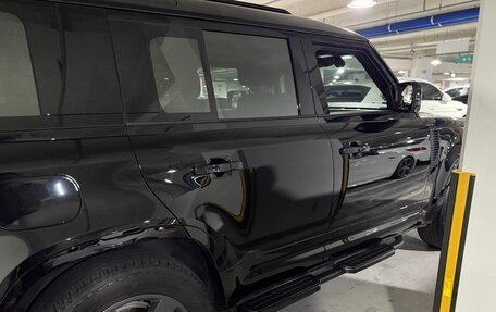 Land Rover Defender II, 2024 год, 10 030 000 рублей, 6 фотография