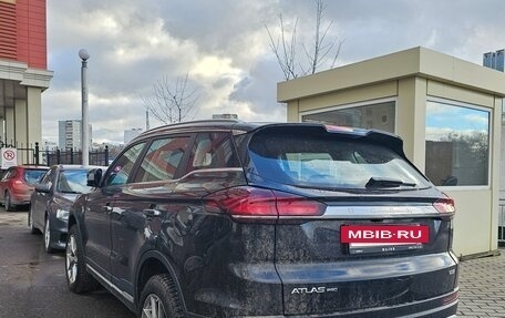 Geely Atlas, 2023 год, 2 400 000 рублей, 3 фотография