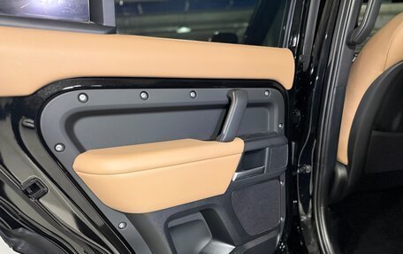 Land Rover Defender II, 2024 год, 10 030 000 рублей, 26 фотография