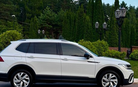 Volkswagen Touran III, 2022 год, 2 490 000 рублей, 11 фотография
