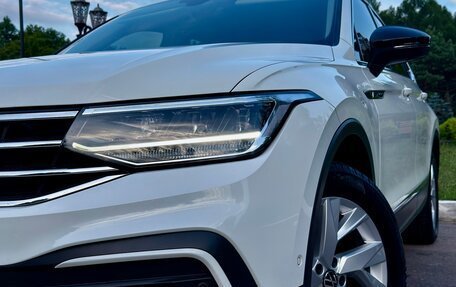Volkswagen Touran III, 2022 год, 2 490 000 рублей, 9 фотография
